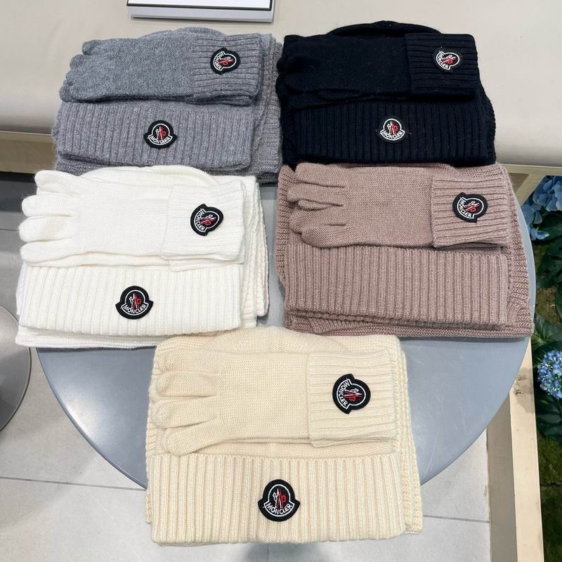 Moncler Scarf Hat Gloves 121303